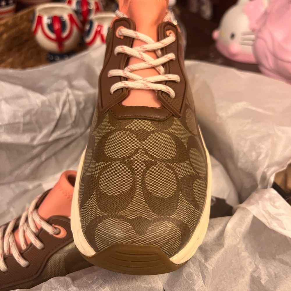 NEW COACH SHOES